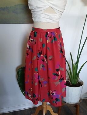 Vintage 80s/90s 100% Silk Red Floral Midi Skirt By Linda Allard For Ellen Tracy